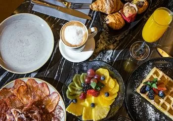 Sunday Brunch en Restaurante El Albéniz en Madrid
