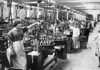 Raval industrial y feminista en barcelona