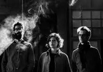 BIRDS ARE INDIE+Soma Cult en azpeitia