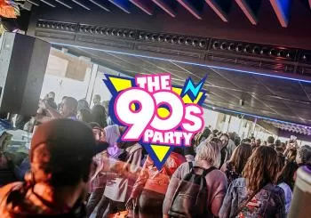 The 90's Covered Terrace Party en Go Beach Club Barcelona