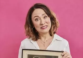 Entradas Arabella Weir Does My Mum Loom Big In This en Chorley Little Theatre