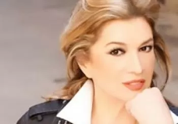 Iva Zanicchi Gargana Tour en MARINA DI PIETRASANTA