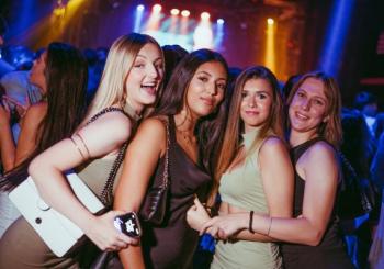 TARDEO DE TRADUCCIÃ?N E ITERPRETACIÃ?N | WAKANDA CLUB en Alicante