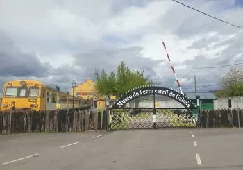 Entrada Museo del Ferrocarril de Galicia en Monforte