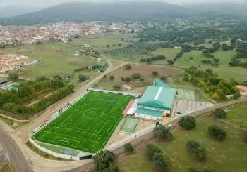 PISTAS DE FÚTBOL EL TOMILLAR en FUENLABRADA DE LOS MONTES
