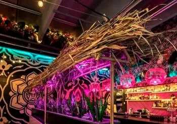 Detroit Bar Hunt: Get Down in Greektown