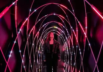 Magentaverse at Artechouse: An Immersive Digital Art Experience en Miami