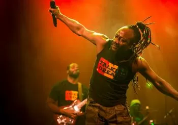 Asbury Jams Mystic Bowie's Talking Dreads W/ One Time Weekend en Asbury Park