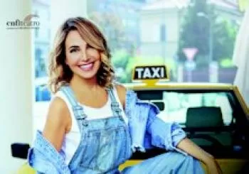 Barbara D'Urso - Taxi a due piazze en FIRENZE
