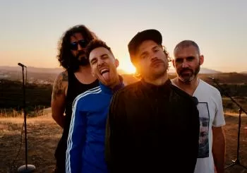 Chili Pepes Tributo en Estepona