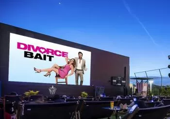 Rooftop Movies at The Montalban Presents: Divorce Bait en Los Angeles