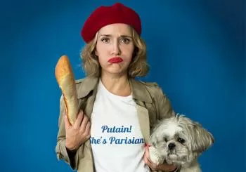Julie Collas dans Oh my God she's Parisian au Théâtre BO Saint-Martin
