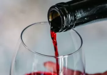 Degustación de vinos en Vinicio Bodega Subterránea en Barcelona