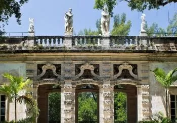 Vizcaya Museum and Gardens with Transport en Miami