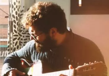Álvaro Ruiz. Gira presentación de "El Vuelo del Abejaruco" en Granada.