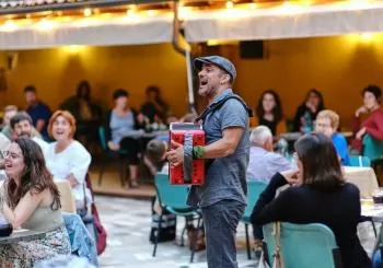 Hostal Càntut amb Carles Belda i Germà Negre en Porreres