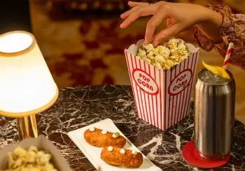 Bluesman Halloween Cinema Bar: película y cóctel en El Palace en Barcelona
