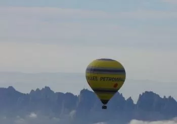 Experiencia en globo aerostático en Montserrat en Barcelona