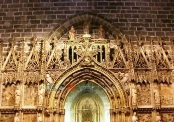 Grial y arte religioso: Visita guiada en Valencia