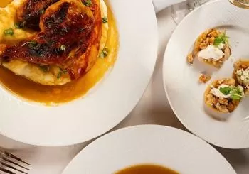 Premier Holiday Dinner Cruise with Cocoa en New York