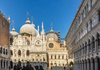 Palazzo Ducale: Tour guidato con Skip The Line en Venice