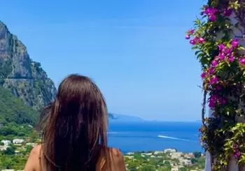 Tour dell'Isola di Capri in piccolo gruppo da Napoli con guida locale en Naples