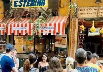 Napoli: Tour guidato del cibo di strada en Naples