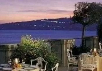 Nápoles: Cena romántica en la terraza panorámica de la azotea