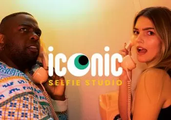 Iconic Selfie Studio : Come & Become Iconic ! en Paris