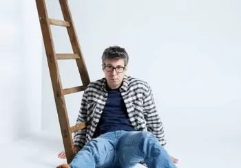 Matthieu Nina dans En bas de l’échelle en Paris