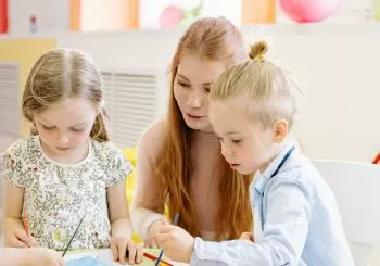 Talleres infantiles en los Jardinets en Barcelona