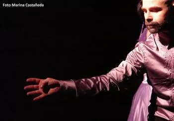 …llenar el mundo de violetas. Antihomenaje clandestino a un poeta que no lo necesita, por El Curro DT en Madrid