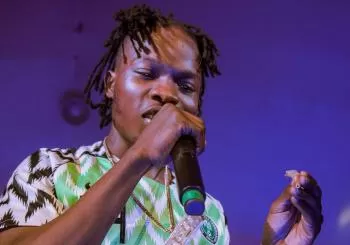 Naira Marley en London