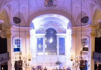 Vivaldi's Four Seasons by Candlelight: Trafalgar Sinfonia en London