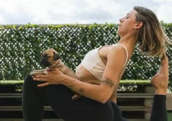 Puppy Yoga Club in London