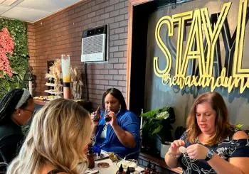 Mother's Day: Charcuterie Brunch & Candles en New York