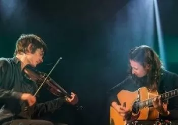 Entradas Ryan Young and Jenn Butterworth en Square Chapel Copper Auditorium