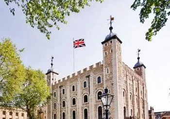 VIP Early Access: Opening Ceremony Tower of London & Bridge Entry