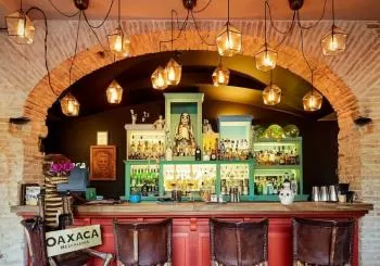 Menú con auténtico guacamole y Margarita en los Portxos del Port en Barcelona
