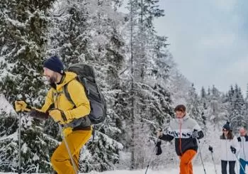 Snowshoe tour in Winter Wonderland - Oslo