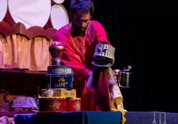 Caricata Teatro -Mil y Una- en CANTABRIA