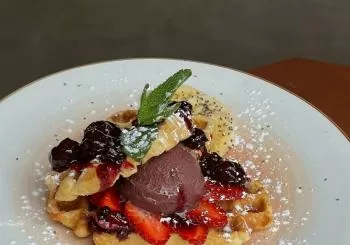 Desayuno en Mafrens para 4 personas: pancakes y smoothies en Madrid