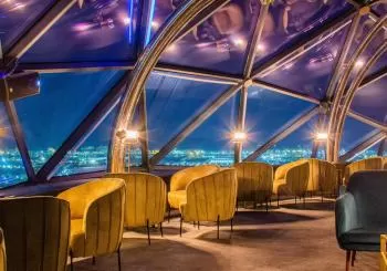 Maridaje de whisky desde las alturas en el Skyfall cocktail club L'Hospitalet de Llobregat