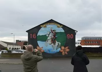 Private Belfast Black Taxi Tour