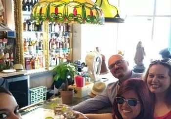 Private Little Havana Tour Cuban Host, Museum Food Art live music en Miami