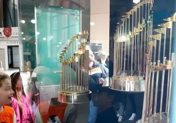 Behind-the-Scenes Ballpark Tour of Oracle Park en SF Bay Area