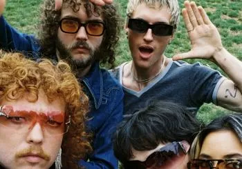 Sunfruits (AUS) en Pamplona