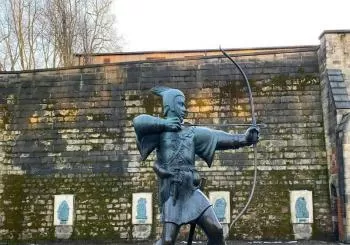 Maid Marian and Robin Hood's Nottingham Adventures - Exploration Game