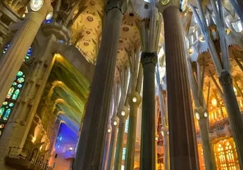 Entradas para Sagrada Familia: Sin colas y Visita guiada