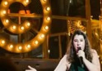 Nadin Din: una Golfa y Libre - en Callao (Madrid Centro)